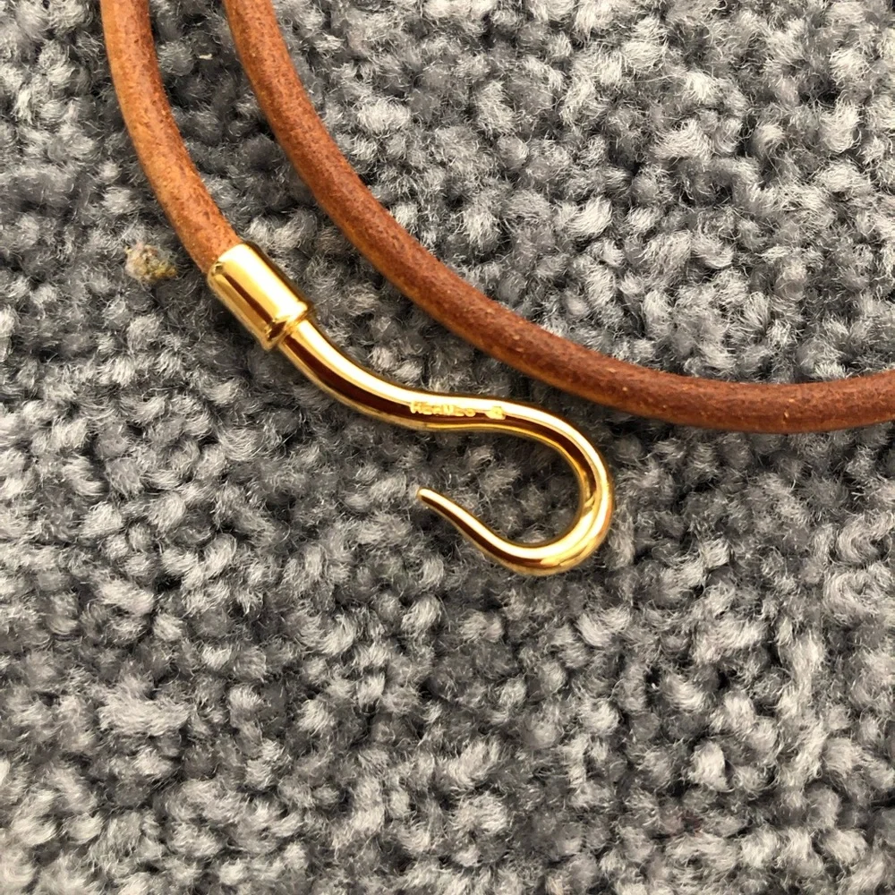 Hermes gold tone jumbo hook double tour leather wrap bracelet. Authentic - Picture 5 of 6